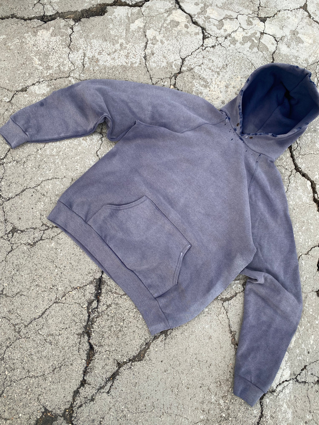 1990'S SUN FADE BLANK RAGLAN HOODIE (XL)