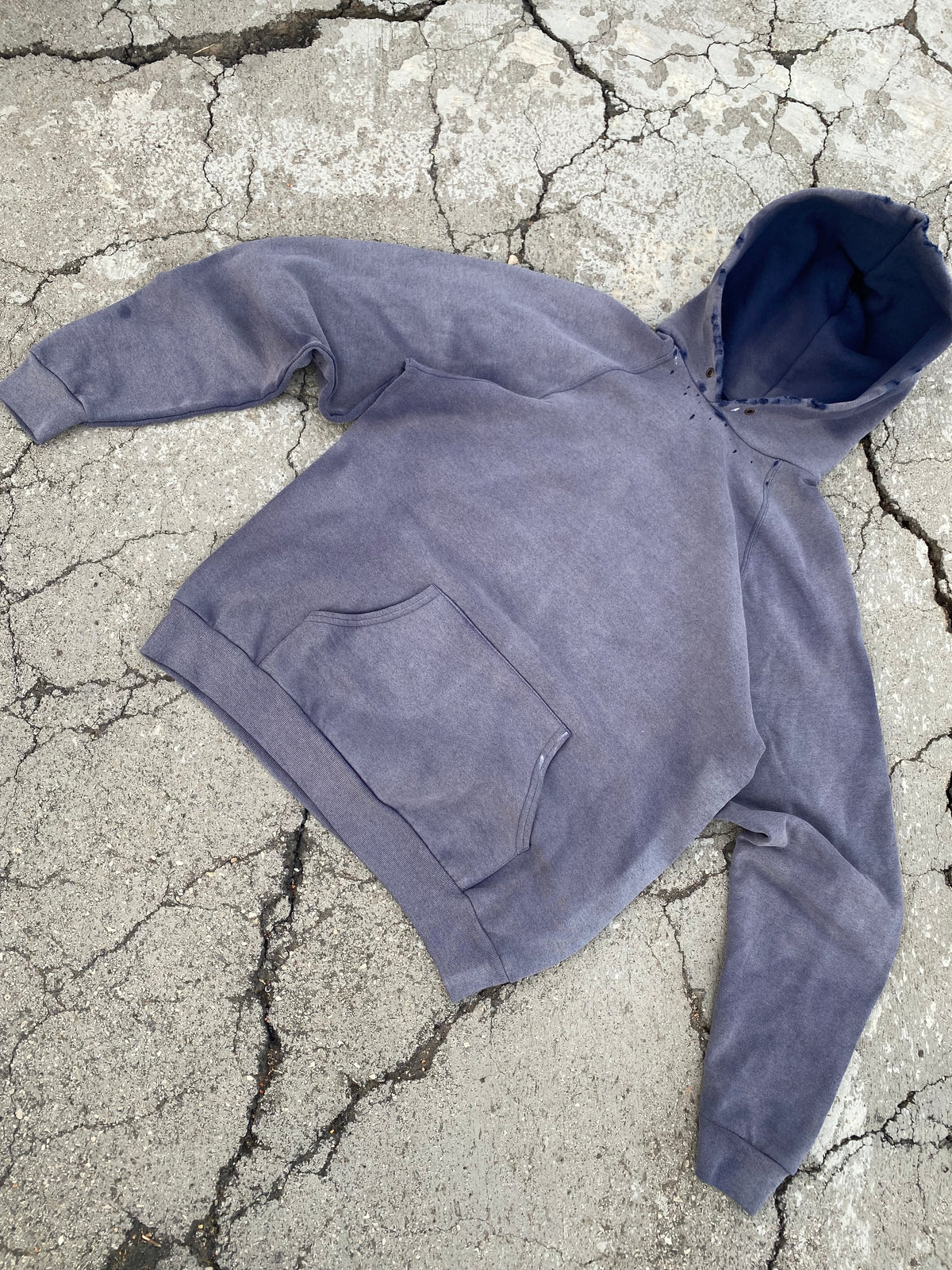 1990'S SUN FADE BLANK RAGLAN HOODIE (XL)