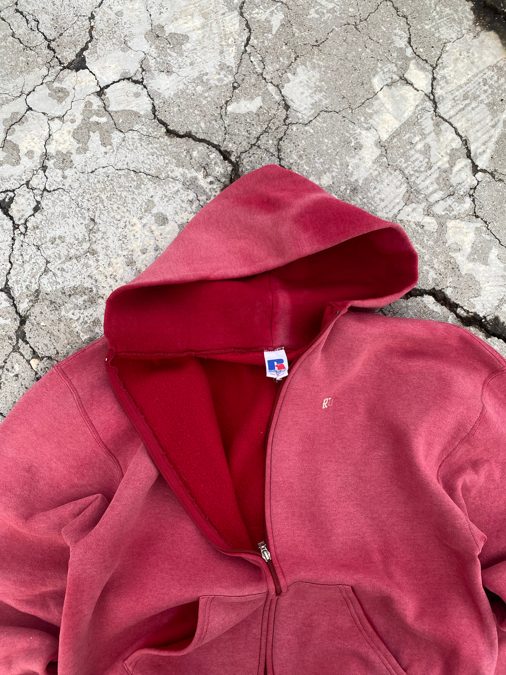 1990'S SUN FADE RUSSELL ATHLETIC ZIP UP HOODIE (XL)